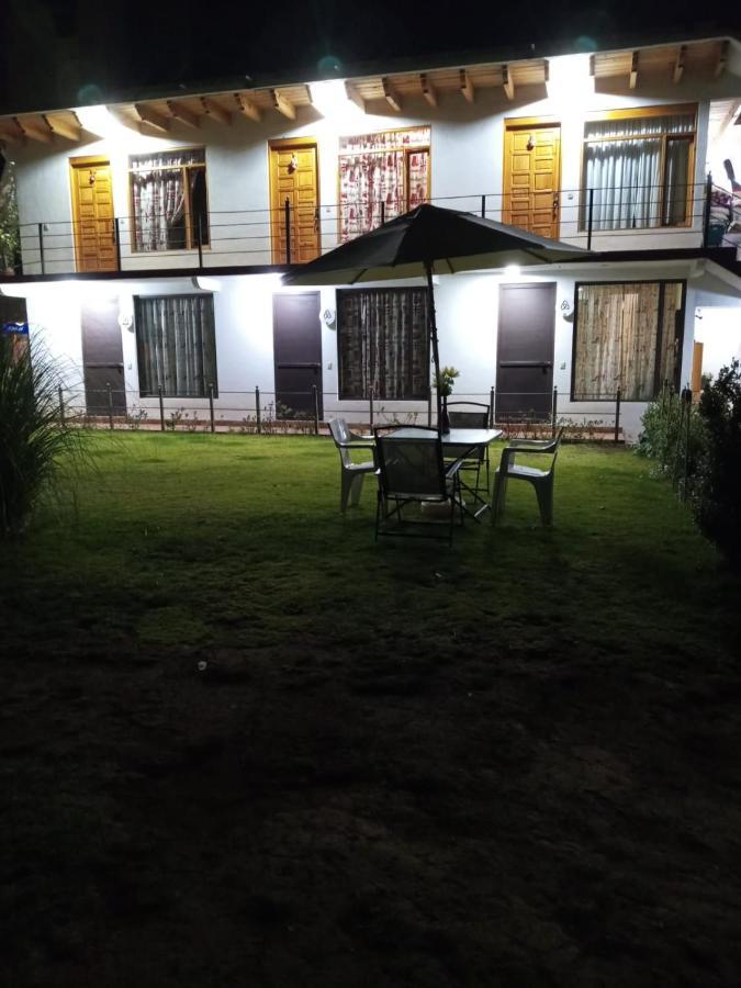 Hotel San Carlos Valle de Bravo Exteriör bild